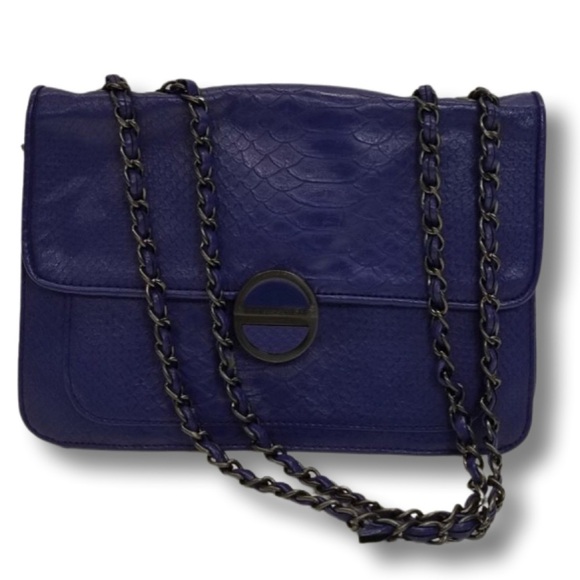 Kirna Zabete pretty exotic skin print with smokey black hardware - Picture 5 of 8